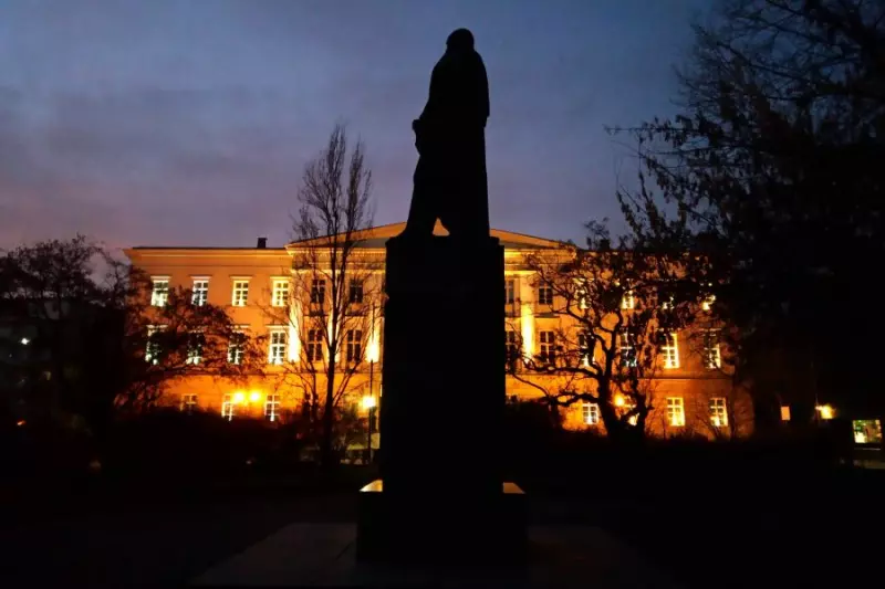 Zgaśmy światła dla planety. "Godzina dla Ziemi" już w sobotę